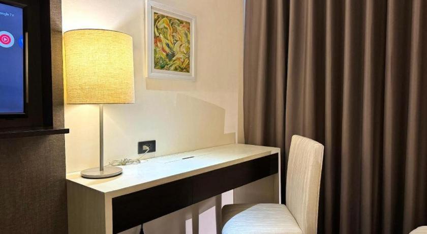 Home Crest Hotel Davao City Extérieur photo